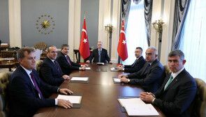 Cumhurbaşkanı Erdoğan, KKTC Başbakanı Ünal Üstel'i kabul etti