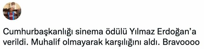 Cumhurbaşkanı'nın elinden ödül alan Yılmaz Erdoğan'a sosyal medya linci