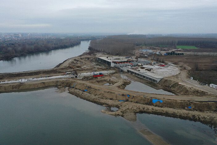 Edirne'de Meriç Nehri'ne kurulan enerji santralinde sona doğru