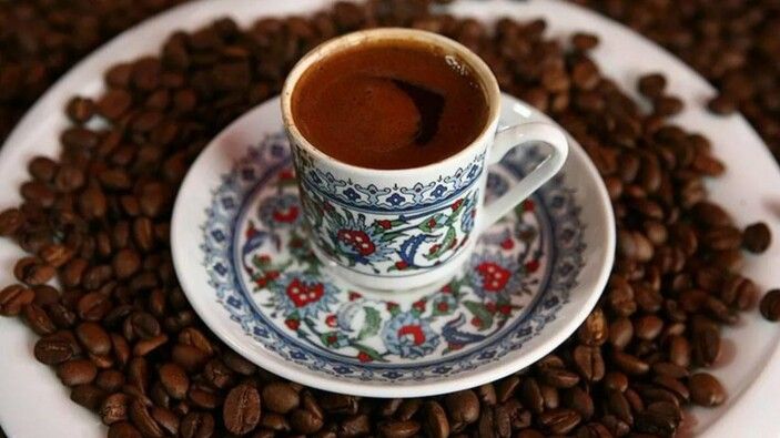 Yağları yok etmek için bir kaşık yetiyor! Türk kahvesini bir de böyle deneyin!